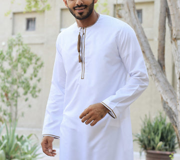 White Omani Thobe With Embroidery for Men